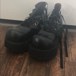 Sz 8 Demonia Ankle Ribbon Shoes